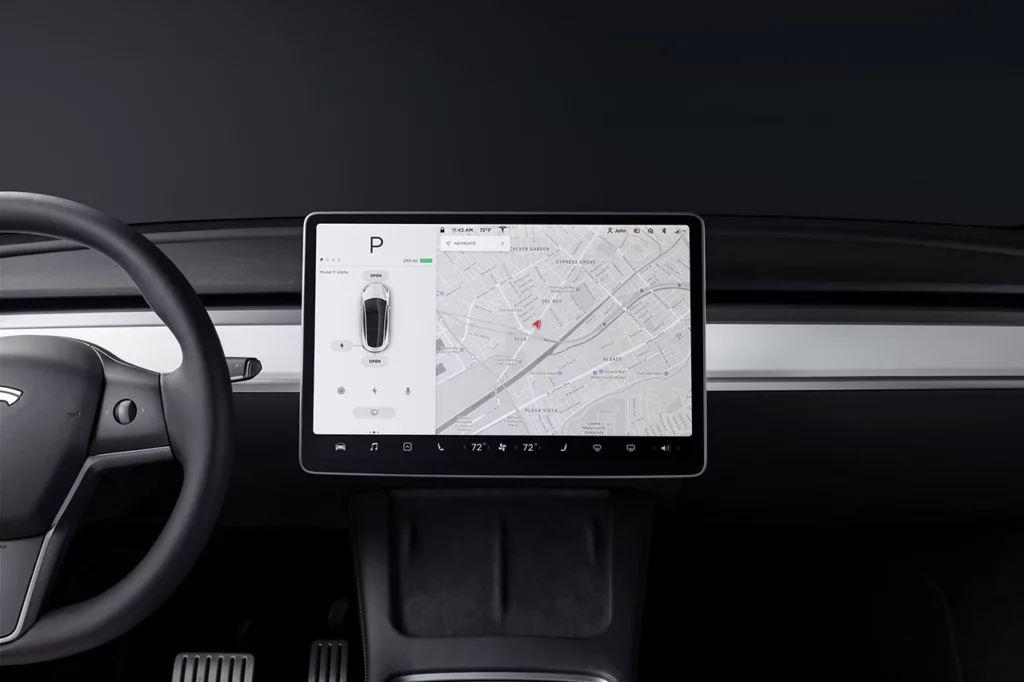 interface tactile 15 pouce tesla model y grande autonomie propulsion