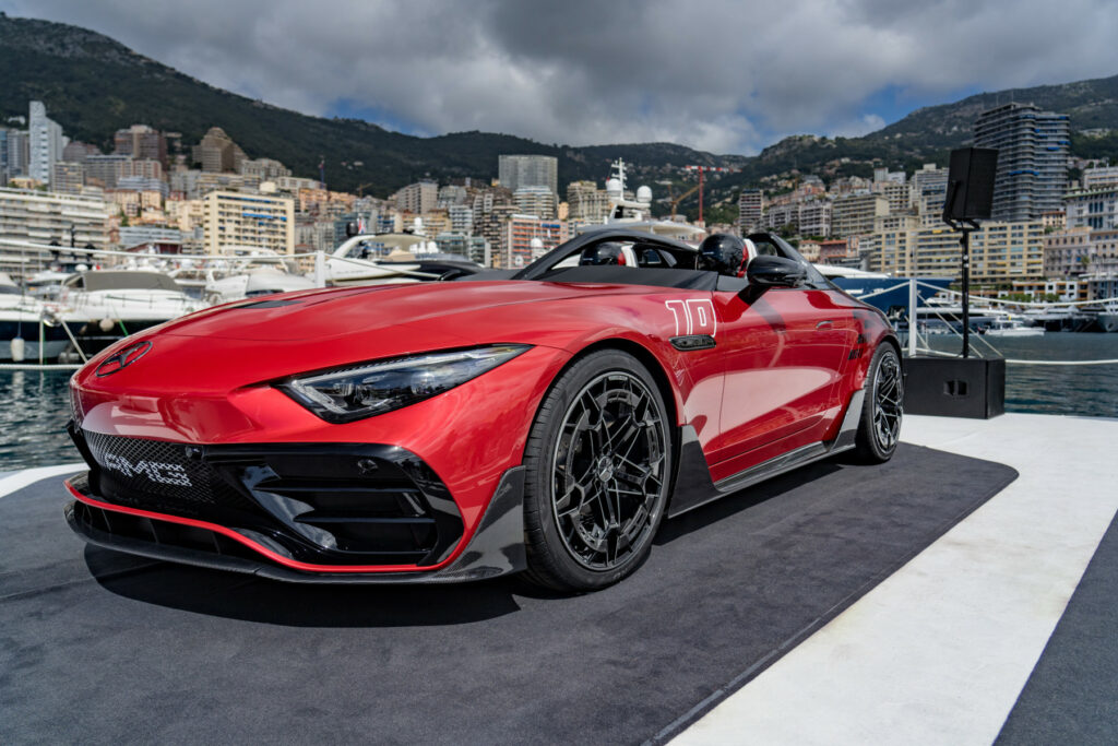 MERCEDES-AMG Mythos PureSpeed