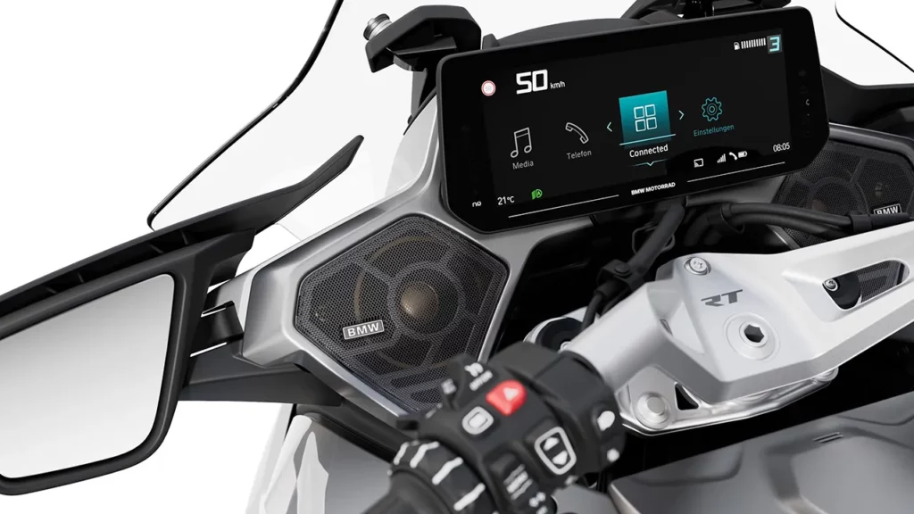 cockpit de la BMW R 1300 RT 2025 ecran tft