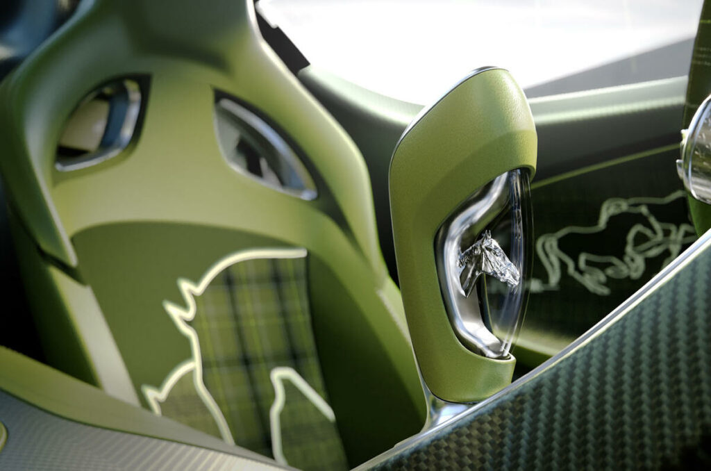 Bugatti Brouillard W16 1600 ch détail cheval