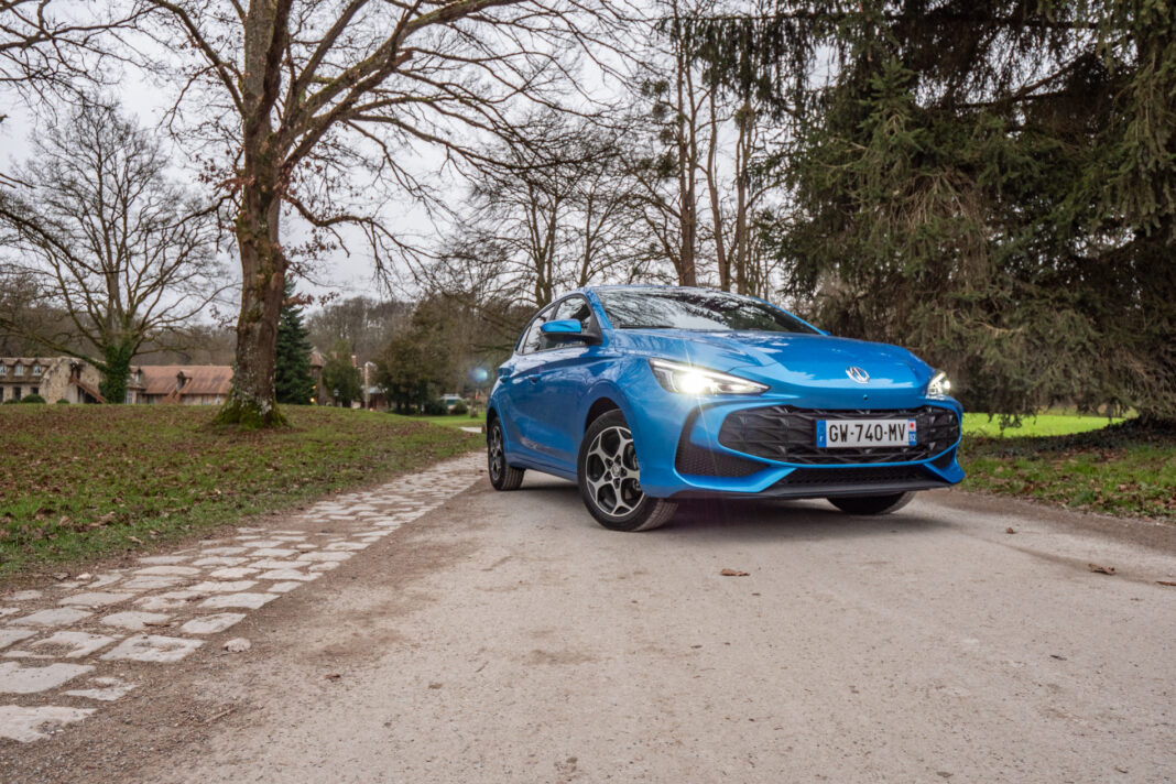 Essai MG3 Hybrid+ trois quart face