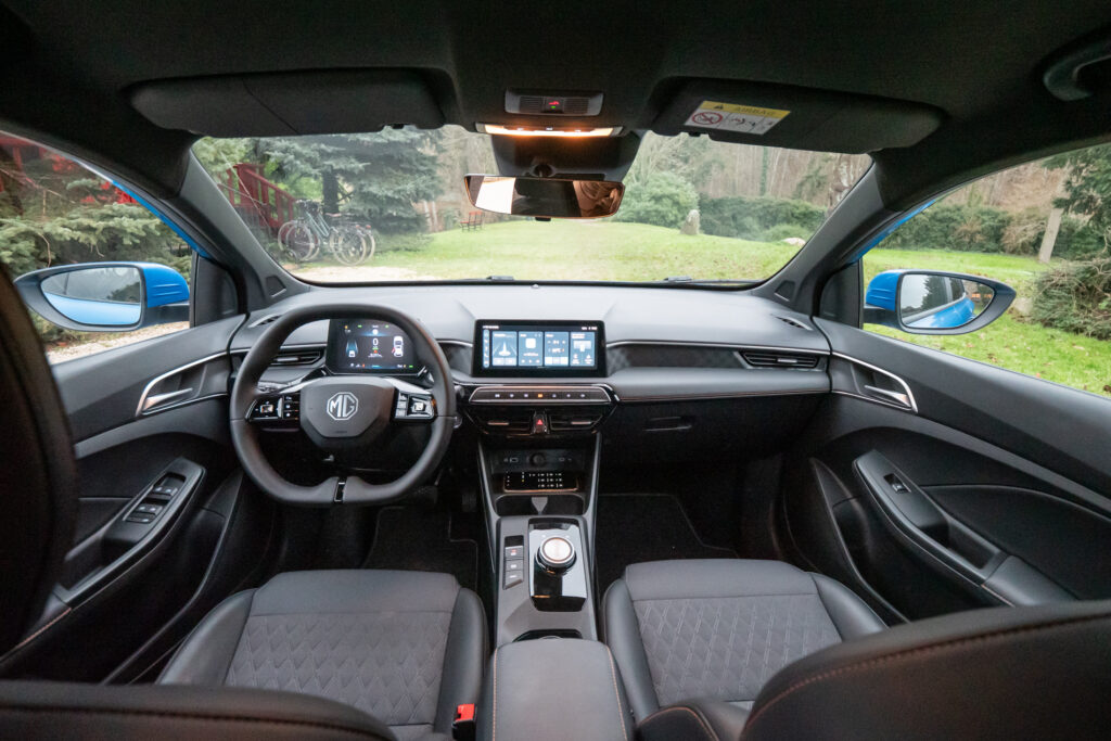 Essai MG3 Hybrid+ habitacle