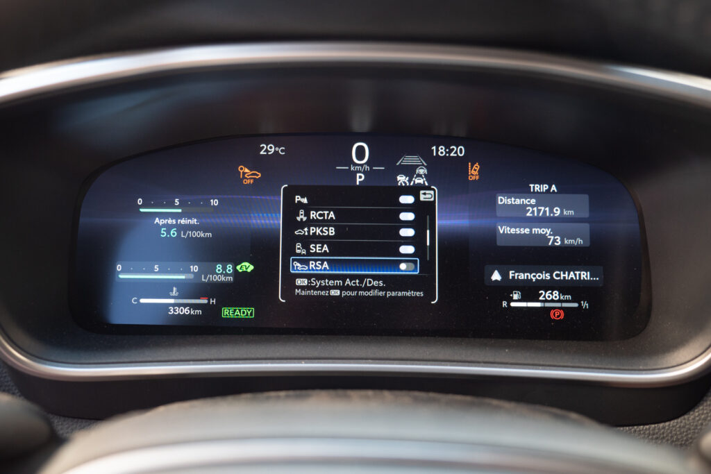 Essai Suzuki Swace 2025 instrumentataion