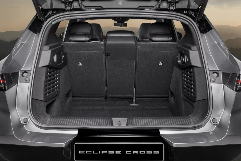 Mitsubishi Eclipse Cross électrique coffre
