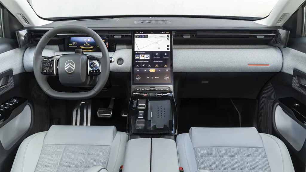 planche de bord du Citroën ë-C5 Aircross