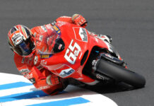 Le MotoGP va lever le pied en 2027 : des 850 cm3 moins rapides, moins aérodynamiques et plus humaines CAPIROSSI DUCATI 65 MOTEGI