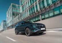Le Nissan Qashqai e-Power devient encore plus économique grâce à une baisse de sa consommation Nissan Qashqai trois quart avant