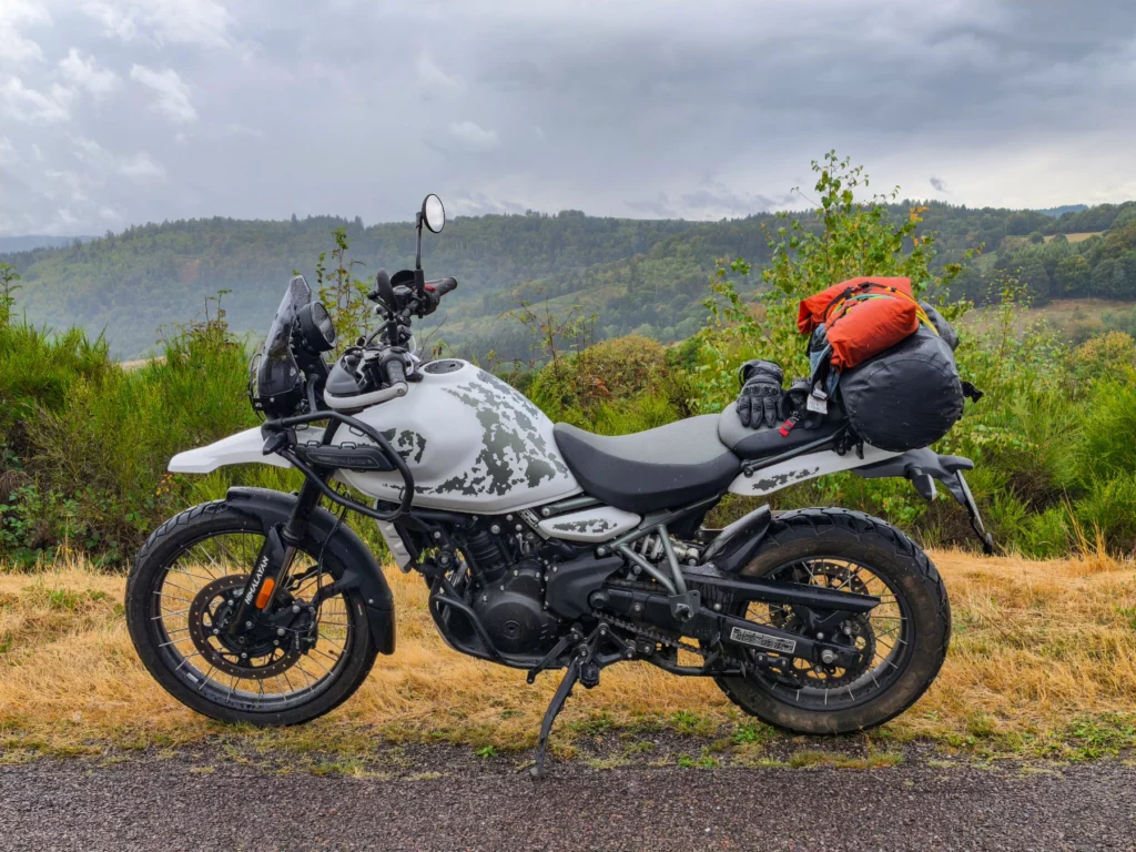 Royal Enfield Himalyan 450 vosges routes pluie
